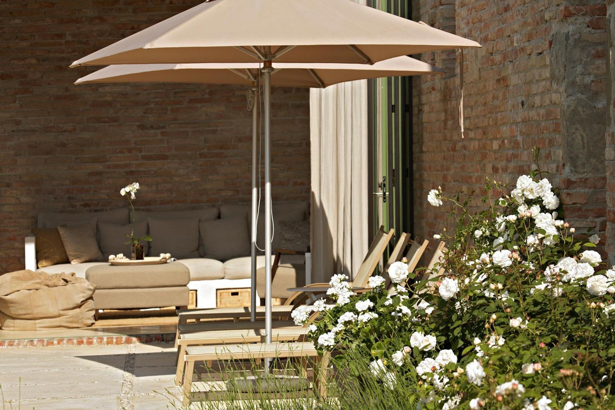 Fontelunga Hotel & Villas Pozzo  Exteriör bild